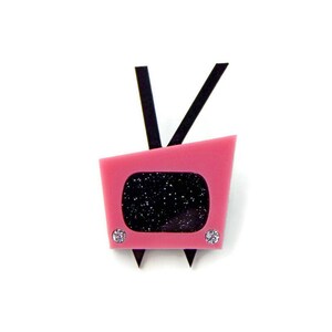 Retro Pink TV Brooch, Mid Century Modern Acrylic Brooch Pin, Rockabilly Atomic 50s Style Pinup Laser Cut Jewelry, Vintage Television Brooch