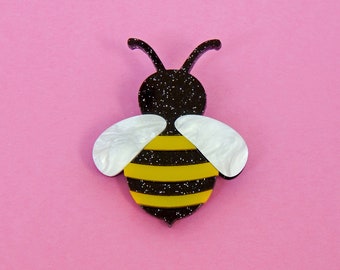 Bee Brooch, Yellow & Black Cute Spring Insect Brooch Pin, Laser Cut Honeybee Pin Jewelry, Unique Bumblebee Resin Brooch, Quirky Retro Brooch