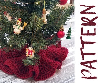 PATTERN: Quick Mini Tree Skirt One-Skein crochet PDF - adjustable size - written for 16" Christmas tree - easy instructions