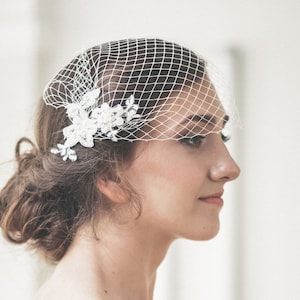 Bandeau birdcage veil, Ivory birdcage veil, Birdcage veil with beaded lace image 2