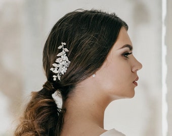 Hochzeit Haarkamm, silbernes Braut Headpiece mit weißem Opal, Perlen - TILLE