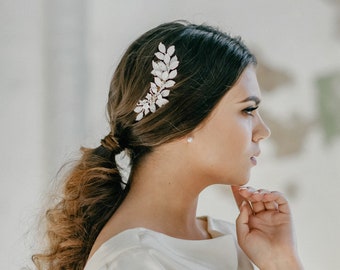 Floral crystal and pearl comb, Wedding hair piece white or ivory, Frosted leaves wedding hair comb - MADLINE