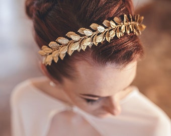 Gold laurel leaf crown, Leaf headband, Gold bridal headpiece - CLOTILDE