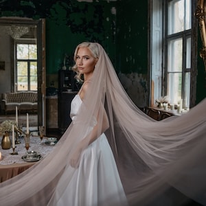 Modern wedding veil, Soft English tulle veil, Single tier bridal veil– EDME