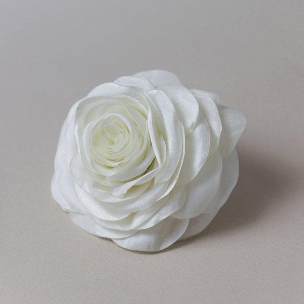 Ivory rose hair clip - Bridal hair flower - Wedding hair accessory - Rose hair flower - Bridal hair clip