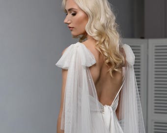 Bridal cape veil with bows, Shoulder cape, English tulle - PARIS