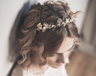 Gold bridal headband, Gold tiara, Crystal and pearl wedding headpiece - SYBIL