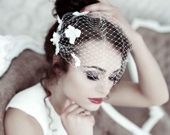 Birdcage veil with flowers - Bandeau birdcage veil - Wedding mini veil - Small bridal veil - Blusher veil