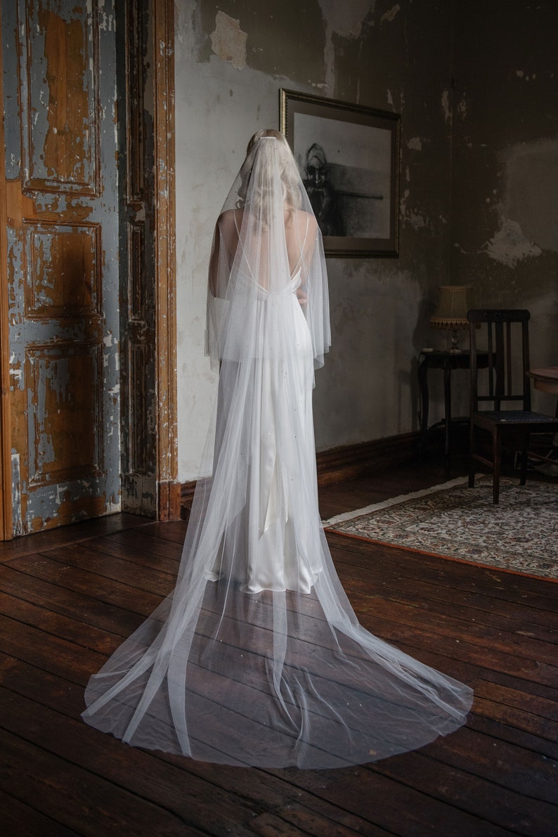 Sparkle drop veil, Wedding veil with crystals, Crystal bridal veil, Veil with blusher NEVE imagem 6