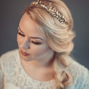 Gold tiara Gold leaf crown Gold headband Bridal tiara Gold leaf headpiece Leaf crown Gold headpiece Carpo image 4