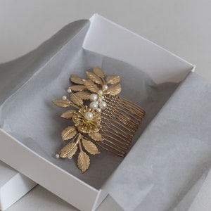 Gold leaf hair comb, Bridal side comb, Gold leaf comb, Gold hairpiece, Gold hair comb DEMETER image 7