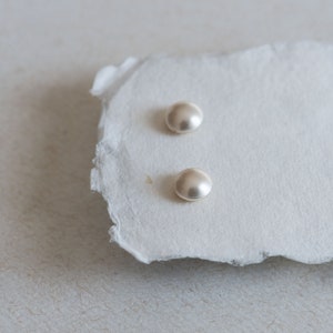 Simple pearl earrings, Classic minimalist studs, Modest jewelry PETITGEMS image 3