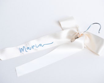 Personalized wedding veil hanger, Bridal veil hanger clip with with embroidered ribbon, Bride to be gift