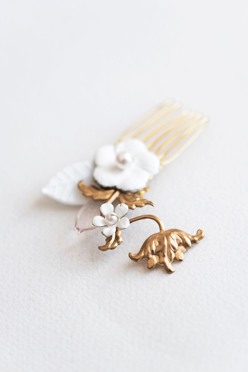 Floral hair comb, Small bridal hair comb, Gold hair accessory Ethel image 6