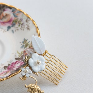 Floral hair comb, Small bridal hair comb, Gold hair accessory Ethel image 8