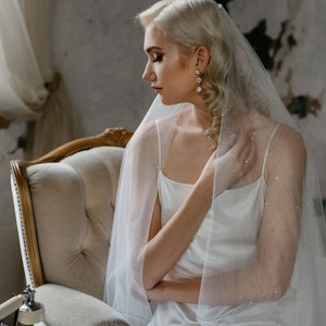 Sparkle drop veil, Wedding veil with crystals, Crystal bridal veil, Veil with blusher NEVE imagem 7