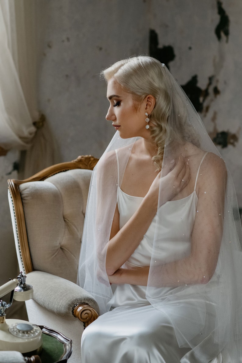 Sparkle drop veil, Wedding veil with crystals, Crystal bridal veil, Veil with blusher NEVE imagem 7