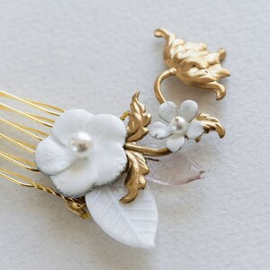 Floral hair comb, Small bridal hair comb, Gold hair accessory Ethel image 3