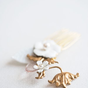 Floral hair comb, Small bridal hair comb, Gold hair accessory Ethel image 7