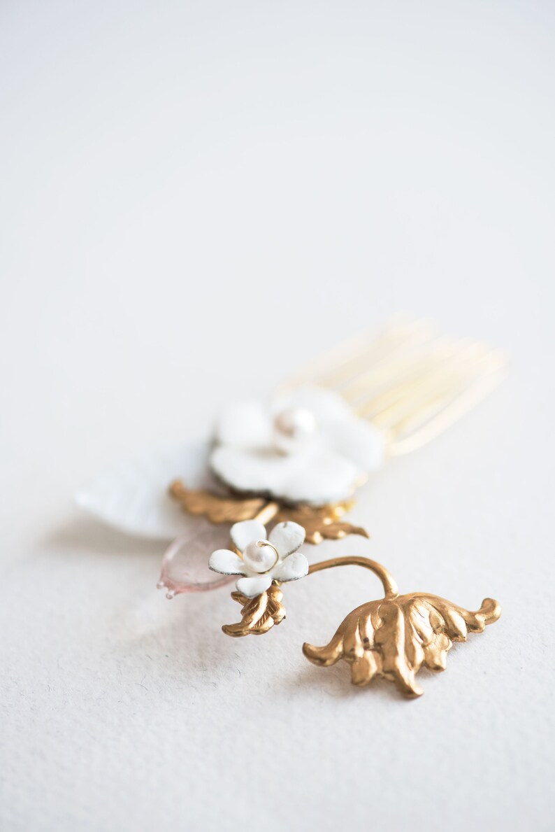 Floral hair comb, Small bridal hair comb, Gold hair accessory Ethel image 7