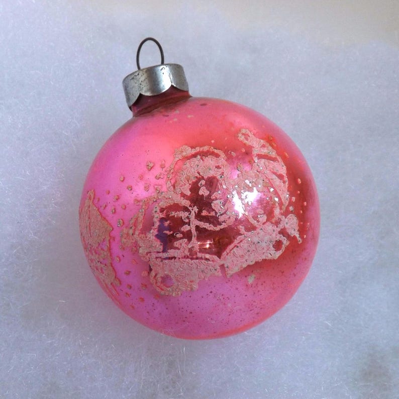 Vintage Christmas mica stenciled children carolers hot pink mercury glass ornament