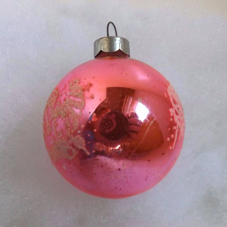 Vintage Christmas mica stenciled children carolers hot pink mercury glass ornament