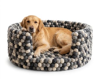 Felt Dog Bed, Handmade Dog Bed, Wool Dog Bed, Modern Dog Bed, Small Dog Bed, Felted Dog Bed, Warm Dog Bed