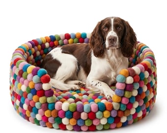 Felt Dog House, Round Dog Bed, Luxury Dog Bed, Indoor Dog Bed, Wool Felt Dog Bed, Winter Dog Bed, Unique Dog Bed