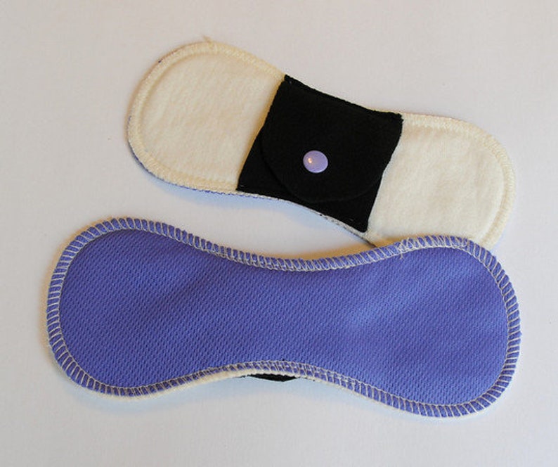 ONE Light Comfort Contour Endura Reusable Cloth Pad breathable