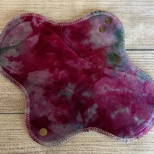 Reusable Cloth Pad for Regular Flow - 9.5&quot; Wrap Wing