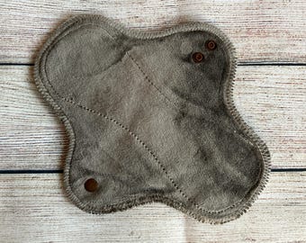 Compresa de tela reutilizable para flujo ligero - Estilo envolvente de 8"