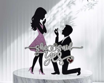 Adorno para tarta "Ella dijo sí" en formato SVG, decoración para fiesta de compromiso, archivo de corte de silueta de propuesta, anuncio de boda en formato Cricut, SVG de compromiso de pareja