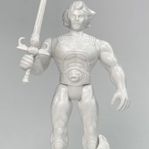 Porcelain Lion-O