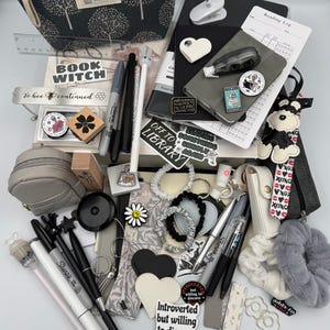 Sage and Hare Colourful Bookish Stationery Bundles - Playful & Cozy