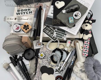 Sage and Hare Colourful Bookish Stationery Bundles - Playful & Cozy