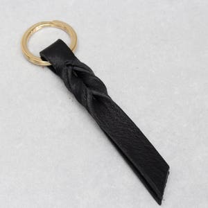 ブラックレザーキーリング、スモールツイストキーリング