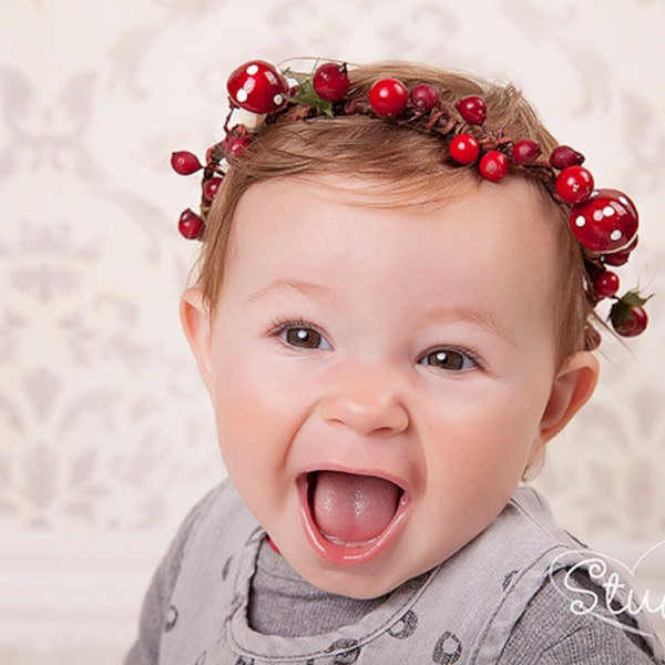 RED RIDING HOOD - Mushrooms & Red berries Forest Flower Girl Halo Wreath Red Fairy Head Band, headband, headpiece, crown, tiara, halo