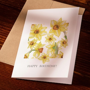 Tarjeta de felicitación de cumpleaños imprimible con narciso amarillo: A6, doblada, 5x7&quot;
