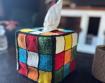 PDF Haakpatroon – Amigurumi Rubik's Cube Tissue Box – DIY Geek en Retro Speelgoed – 80s Decor