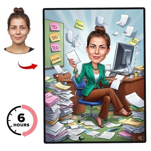 Puede incluir: Ilustración de dibujos animados de una mujer con blazer verde y pantalones marrones sentada en un escritorio. El escritorio está cubierto de papeles, y hay notas adhesivas que dicen "To Do" y "Missions". Un reloj muestra "6 horas".