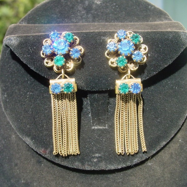 Hobe 1950s rhinestone brass chain dangle earrings