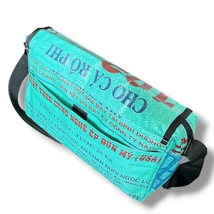 Bolso bandolera clásico reciclado imagen 2