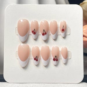 Blassrosa French Tip Kirschen / Rote kirschrote französische Nägel / Handbemalter Nagel / Handgemachte Press on Nails