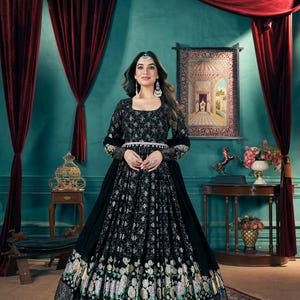 Black Gown Foux Georgette Material 5024