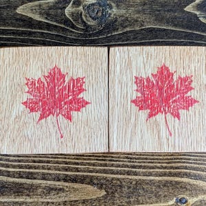 Oak wood beverage coasters with Canadian maple leaf (set of 4)