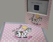Newborn Perfect Gift Set - Keepsakr Box and Frame to Match with Little Girl on the top