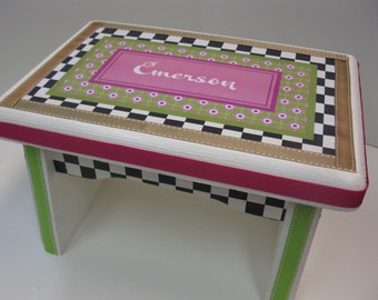 Checks and Dots Personalized Sturdy Bench 2