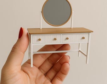 STL File - 1/12 Scale Vanity Table STL for Dollhouses and Miniature Projects