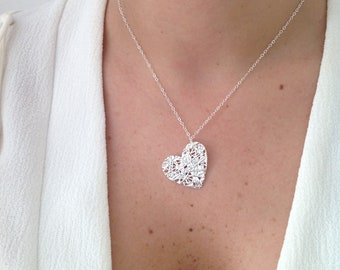 Minimalist Heart Necklace, bridesmaid gift, children necklace, dainty heart necklace, delicate necklace, silver heart necklace, sister gift
