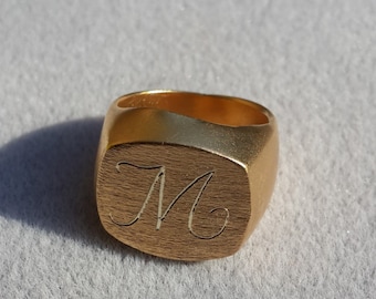 Gold Custom Personalized Signet Engraved Ring for Women, Monogram Ring, Initial Ring, Engraved Ring, Pinky Ring, graduation Ring, Seal Ring